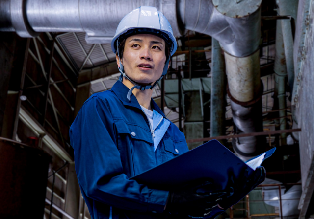 工事監督（電気・ダクト・配管など）